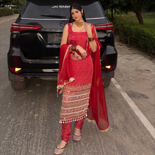 3 PIECES KURTI, CHUDIDAR & DUPATTA